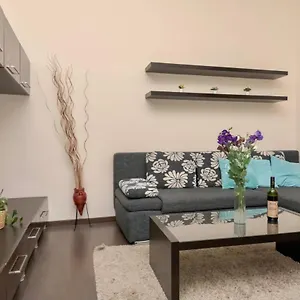 corvina-apartment-budapest.inbudapesthotels.com/
