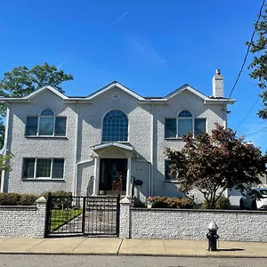 Homestay Victory House, New York